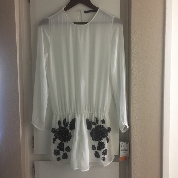 Zara Other - Zara ivory Sheer Long Sleeve Romper Size Small